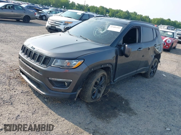 2018 Jeep Compass Latitude with VIN 3C4NJDBB0JT395844, listed as a IAAI auction lot 42405343 with 140,220 mi miles and . Bid and sale history available at DreamBid. Image 17.