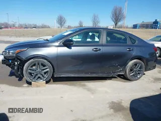 2021 Kia Forte GT-Line with VIN 3KPF34AD7ME415713, listed as a IAAI auction lot 41652723 with 70,146 mi miles. Bid and sale history available at carsss.com. Image 14.