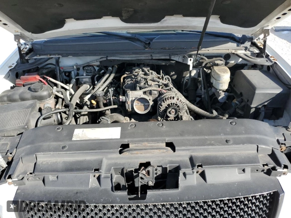 2011 Chevrolet Suburban z VIN 1GNWK5EG0BR121950, wystawiony jako Copart lot #82678394 z przebiegiem 154 952 mil mil oraz Szkoda całkowita • Salvage title. Historia ofert i sprzedaży dostępna na DreamBid. Obrazek 12.