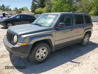 2014 Jeep Patriot Sport with VIN 1C4NJPBA1ED523870, listed as a Copart auction lot 53713525 with 196,794 mi miles and Clean Title. Bid and sale history available at carsss.com. Image 1.