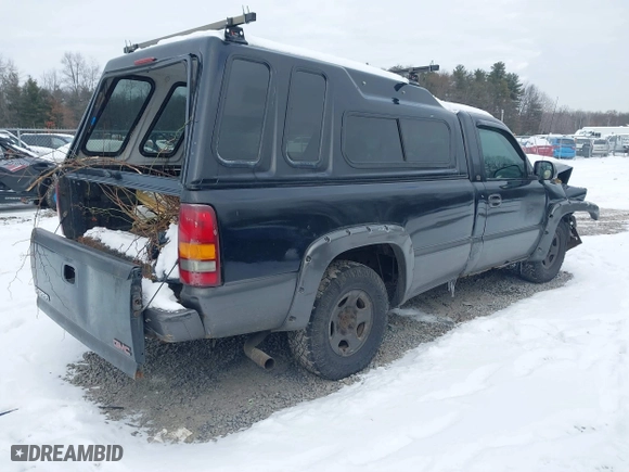 2001 Chevrolet Silverado 1500 with VIN 1GCEK14V71E120524, listed as a IAAI auction lot 41401631 with 170,814 mi miles. Bid and sale history available at carsss.com. Image 4.