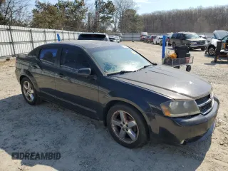 2008 Dodge Avenger R/T with VIN 1B3LC76M48N650408, listed as a Copart auction lot 50935295 with 111,414 mi miles and Salvage Title. Bid and sale history available at DreamBid. Image 4.