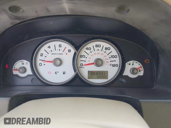2007 Ford Escape XLT with VIN 1FMYU03127KB33946, listed as a IAAI auction lot 42120231 with 92,233 mi miles. Bid and sale history available at carsss.com. Image 7.