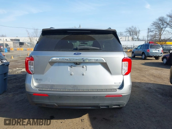 2020 Ford Explorer XLT with VIN 1FMSK8DH5LGB08459, listed as a IAAI auction lot 41801390 with 156,298 mi miles. Bid and sale history available at carsss.com. Image 16.