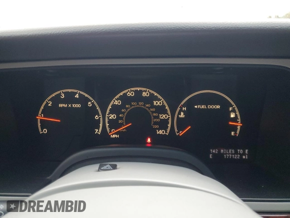 2006 Lincoln Navigator Luxury with VIN 5LMFU27516LJ14665, listed as a Copart auction lot 81501094 with 177,122 mi miles and Salvage Title. Bid and sale history available at carsss.com. Image 9.