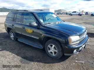 2002 Chevrolet TrailBlazer LTZ with VIN 1GNDT13S922297702, listed as a IAAI auction lot 41830785 with 169,016 mi miles. Bid and sale history available at carsss.com. Image 1.