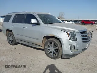 2016 Cadillac Escalade Luxury Collection z VIN 1GYS4BKJ7GR315425, wystawiony jako IAAI lot #41835277 z przebiegiem 176 753 mil mil oraz . Historia ofert i sprzedaży dostępna na DreamBid. Obrazek 1.