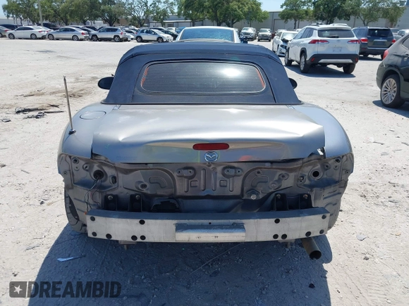 2003 Mazda MX-5 Miata Cloth with VIN JM1NB353930311340, listed as a IAAI auction lot 42145967 with 194,740 mi miles and . Bid and sale history available at DreamBid. Image 17.