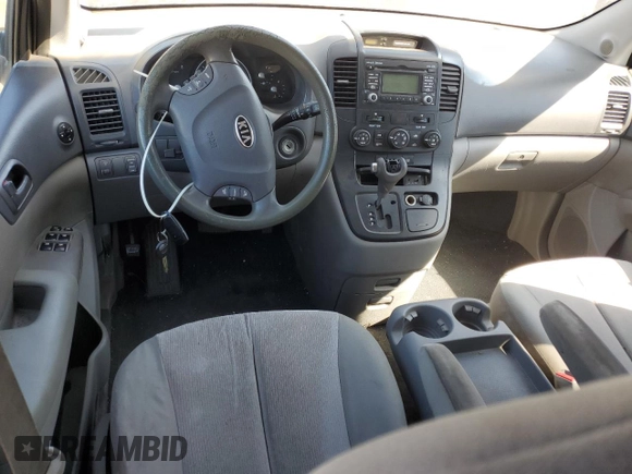 2012 Kia Sedona LX with VIN KNDMG4C71C6461660, listed as a Copart auction lot 70904534 with 163,548 mi miles and Clean Title. Bid and sale history available at carsss.com. Image 8.