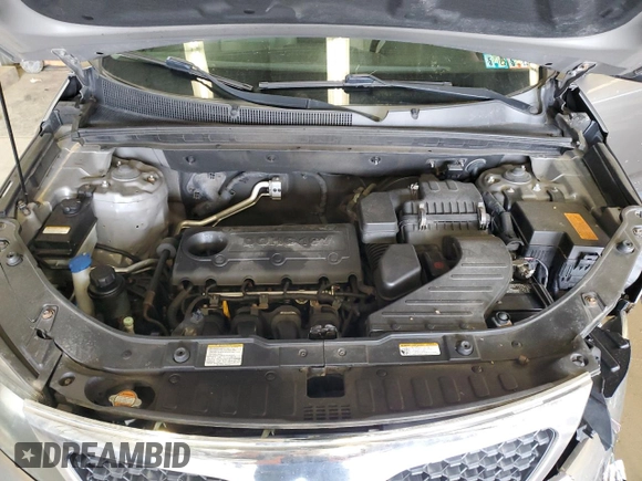 2011 Kia Sorento LX with VIN 5XYKTCA1XBG013781, listed as a Copart auction lot 52892295 with 124,726 mi miles and Salvage Title. Bid and sale history available at DreamBid. Image 12.