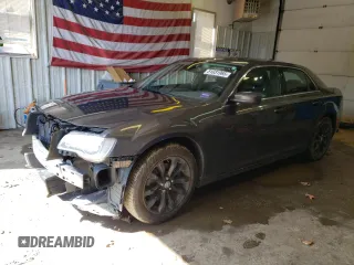 2016 Chrysler 300 Limited with VIN 2C3CCARG2GH157081, listed as a Copart auction lot 51031965 with 127,521 mi miles and Salvage Title. Bid and sale history available at DreamBid. Image 1.