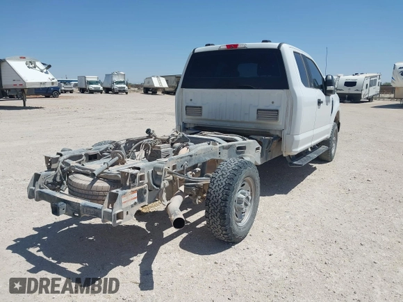 2022 Ford F-250 XL with VIN 1FT7X2B60NED41979, listed as a IAAI auction lot 41987174 with 126,009 mi miles and . Bid and sale history available at DreamBid. Image 4.