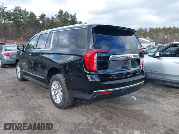 2023 GMC Yukon XL SLT z VIN 1GKS2GKD2PR562956, wystawiony jako IAAI lot #41202979 z przebiegiem 14 938 mil mil oraz . Historia ofert i sprzedaży dostępna na DreamBid. Obrazek 3.