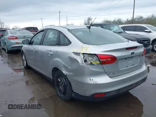 2016 Ford Focus SE with VIN 1FADP3F28GL386303, listed as a IAAI auction lot 41905397 with 158,112 mi miles. Bid and sale history available at carsss.com. Image 3.
