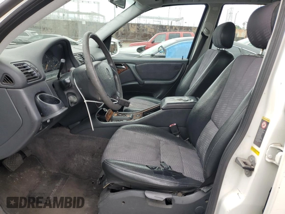 2004 Mercedes-Benz M-Class 3.5L with VIN 4JGAB57E74A501184, listed as a Copart auction lot 77801184 with 0 mi miles and Salvage Title. Bid and sale history available at carsss.com. Image 7.