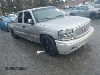 2001 GMC Sierra 1500 SLE z VIN 2GTEC19V711312775, wystawiony jako IAAI lot #40762532 z przebiegiem 230 372 mil mil oraz . Historia ofert i sprzedaży dostępna na DreamBid. Obrazek 1.
