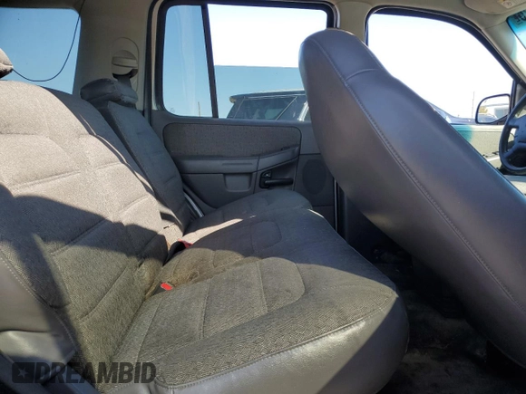 2002 Ford Explorer XLS с VIN 1FMZU72E92UA49279, выставлен на аукционе Copart как лот 50059725 с пробегом 161 682 миль миль и Списание • Salvage title. История ставок и продаж доступна на DreamBid. Изображение 11.