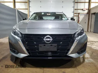 2025 Nissan Altima SV with VIN 1N4BL4DWXSN325210, listed as a Copart auction lot 85750634 with 7,429 mi miles and Clean Title. Bid and sale history available at DreamBid. Image 5.