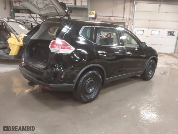 2015 Nissan Rogue S with VIN KNMAT2MV6FP535329, listed as a IAAI auction lot 41687171 with 103,288 mi miles. Bid and sale history available at carsss.com. Image 4.