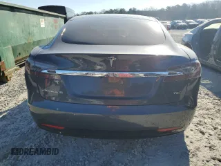 2018 Tesla Model S 75D with VIN 5YJSA1E26JF283528, listed as a Copart auction lot 46980685 with 35,371 mi miles and Salvage Title. Bid and sale history available at DreamBid. Image 6.