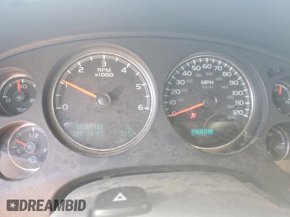 2011 Chevrolet Suburban LT с VIN 1GNSCJE08BR178193, выставлен на аукционе Copart как лот 58194335 с пробегом 228 143 миль миль и Чистый • Clean title. История ставок и продаж доступна на DreamBid. Изображение 9.