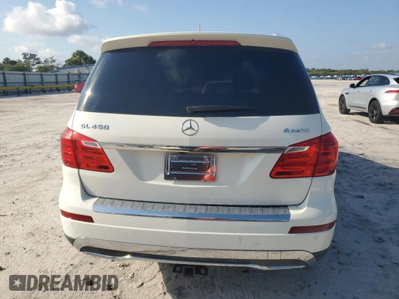 2013 Mercedes-Benz GL 450 z VIN 4JGDF7CE7DA181111, wystawiony jako Copart lot #56229585 z przebiegiem 114 517 mil mil oraz Czysty tytuł • Clean title. Historia ofert i sprzedaży dostępna na DreamBid. Obrazek 6.