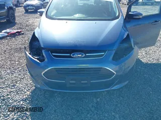 2018 Ford C-Max SE with VIN 1FADP5AU1JL105146, listed as a IAAI auction lot 41889132 with 45,054 mi miles. Bid and sale history available at carsss.com. Image 6.