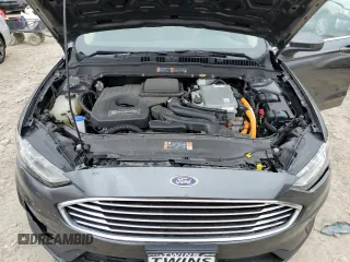 2020 Ford Fusion Hybrid SE with VIN 3FA6P0LU2LR206919, listed as a Copart auction lot 48702833 with 87,624 mi miles. Bid and sale history available at carsss.com. Image 11.