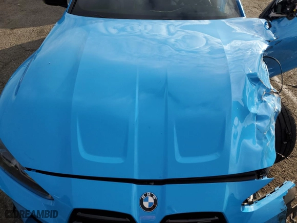 2024 BMW M4 Competition xDrive with VIN WBS33BA09RCP19220, listed as a Copart auction lot 84696084 with 10,076 mi miles and Salvage Title. Bid and sale history available at carsss.com. Image 12.