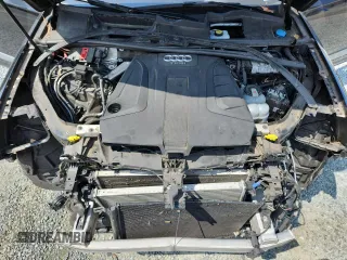 2018 Audi Q7 Premium Plus with VIN WA1LHAF71JD018852, listed as a Copart auction lot 60779375 with 84,760 mi miles and Salvage title. Bid and sale history available at DreamBid. Image 12.