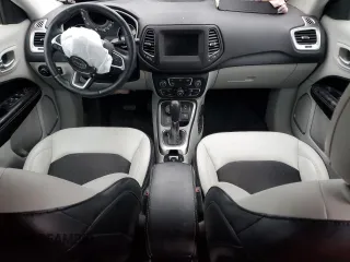 2017 Jeep Compass Latitude with VIN 3C4NJDBB6HT656016, listed as a Copart auction lot 44164595 with 82,358 mi miles and Salvage Title. Bid and sale history available at carsss.com. Image 8.