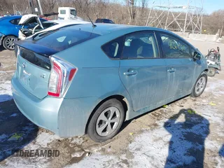 2013 Toyota Prius One z VIN JTDKN3DU3D1617773, wystawiony jako IAAI lot #41369560 z przebiegiem 91 962 mil mil oraz . Historia ofert i sprzedaży dostępna na DreamBid. Obrazek 4.