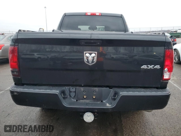 2018 Ram 1500 Express z VIN 3C6RR7KG0JG203510, wystawiony jako Copart lot #85862834 z przebiegiem 122 331 mil mil oraz Szkoda całkowita • Salvage title. Historia ofert i sprzedaży dostępna na DreamBid. Obrazek 6.