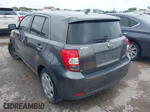 2013 Scion xD z VIN JTKKUPB45D1034109, wystawiony jako IAAI lot #42208508 z przebiegiem 152 276 mil mil oraz . Historia ofert i sprzedaży dostępna na DreamBid. Obrazek 3.