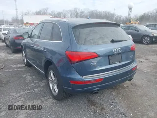 2015 Audi Q5 Premium Plus with VIN WA1LFAFP0FA074585, listed as a IAAI auction lot 41604684 with 67,655 mi miles. Bid and sale history available at carsss.com. Image 3.