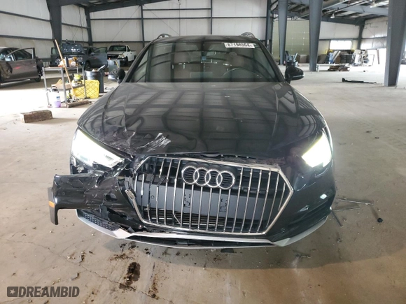 2018 Audi A4 allroad Premium Plus with VIN WA18NAF40JA039729, listed as a Copart auction lot 67198504 with 113,629 mi miles and Salvage Title. Bid and sale history available at carsss.com. Image 5.