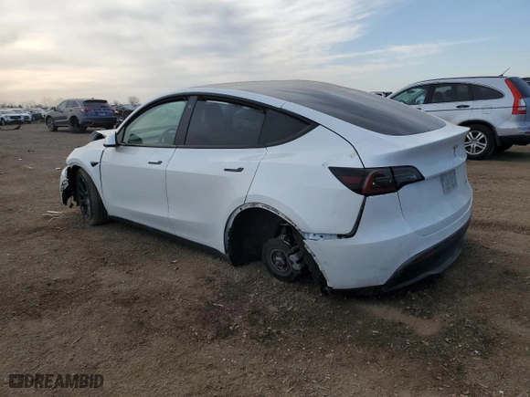 2022 Tesla Model Y Long Range with VIN 7SAYGAEE1NF540574, listed as a Copart auction lot 49001125 with 40,806 mi miles and Salvage Title. Bid and sale history available at carsss.com. Image 2.