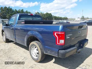 2017 Ford F-150 XL with VIN 1FTMF1C83HKD96674, listed as a IAAI auction lot 42061576 with 232,899 mi miles. Bid and sale history available at carsss.com. Image 3.