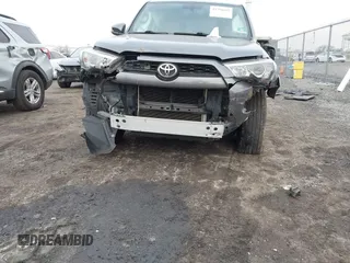 2018 Toyota 4Runner SR5 z VIN JTEZU5JR2J5175663, wystawiony jako IAAI lot #41798215 z przebiegiem 123 000 mil mil oraz . Historia ofert i sprzedaży dostępna na DreamBid. Obrazek 6.