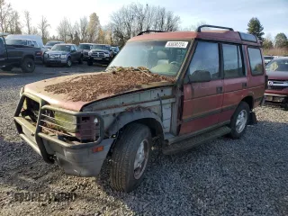 1997 Land Rover Discovery SD with VIN SALJY1248VA548177, listed as a Copart auction lot 86109374 with 175,648 mi miles and Salvage Title. Bid and sale history available at carsss.com. Image 1.