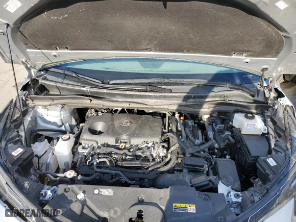 2024 Toyota Sienna XLE with VIN 5TDYRKEC3RS193861, listed as a Copart auction lot 50243375 with 18,630 mi miles and Salvage Title. Bid and sale history available at carsss.com. Image 12.