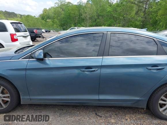 2017 Hyundai Sonata SE with VIN 5NPE24AFXHH587980, listed as a IAAI auction lot 41962264 with 103,239 mi miles. Bid and sale history available at carsss.com. Image 14.