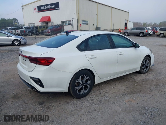 2020 Kia Forte LXS with VIN 3KPF24AD8LE150558, listed as a IAAI auction lot 41389156 with 141,682 mi miles. Bid and sale history available at carsss.com. Image 4.