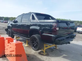 2011 Chevrolet Avalanche LT with VIN 3GNTKFE35BG256847, listed as a IAAI auction lot 41854804 with 206,571 mi miles. Bid and sale history available at carsss.com. Image 3.