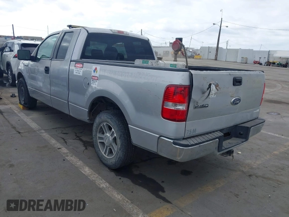 2008 Ford F-150 STX with VIN 1FTRX12W98FC22975, listed as a IAAI auction lot 41957898 with 256,482 mi miles and . Bid and sale history available at carsss.com. Image 3.