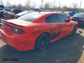 2020 Dodge Charger Scat Pack with VIN 2C3CDXGJ9LH135751, listed as a IAAI auction lot 41661561 with 38,162 mi miles. Bid and sale history available at carsss.com. Image 4.