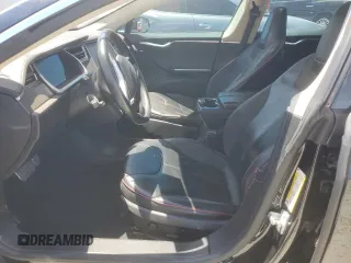 2013 Tesla Model S Performance с VIN 5YJSA1DP8DFP13075, выставлен на аукционе Copart как лот 59575955 с пробегом 106 169 миль миль и Чистый • Clean title. История ставок и продаж доступна на DreamBid. Изображение 7.