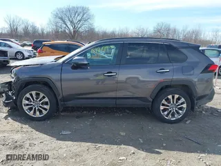2019 Toyota RAV4 Limited with VIN 2T3N1RFV9KW078334, listed as a IAAI auction lot 41807709 with 67,824 mi miles. Bid and sale history available at carsss.com. Image 14.