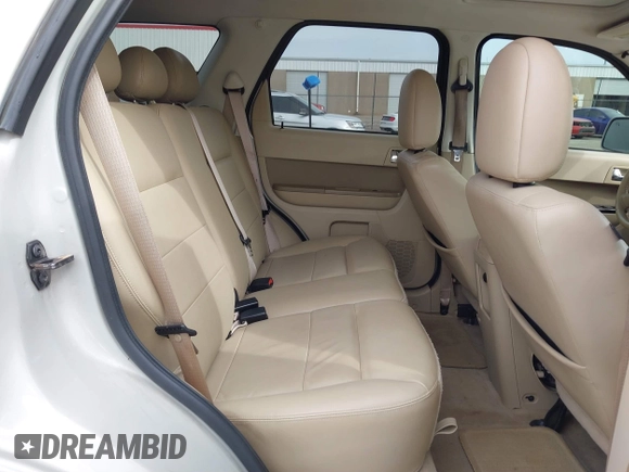 2009 Ford Escape Limited с VIN 1FMCU94G99KD11761, выставлен на аукционе IAAI как лот 41602792 с пробегом 117 365 миль миль и . История ставок и продаж доступна на DreamBid. Изображение 8.