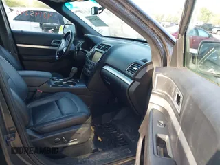 2016 Ford Explorer XLT with VIN 1FM5K8DH6GGC38012, listed as a IAAI auction lot 42145240 with 97,858 mi miles and . Bid and sale history available at carsss.com. Image 5.